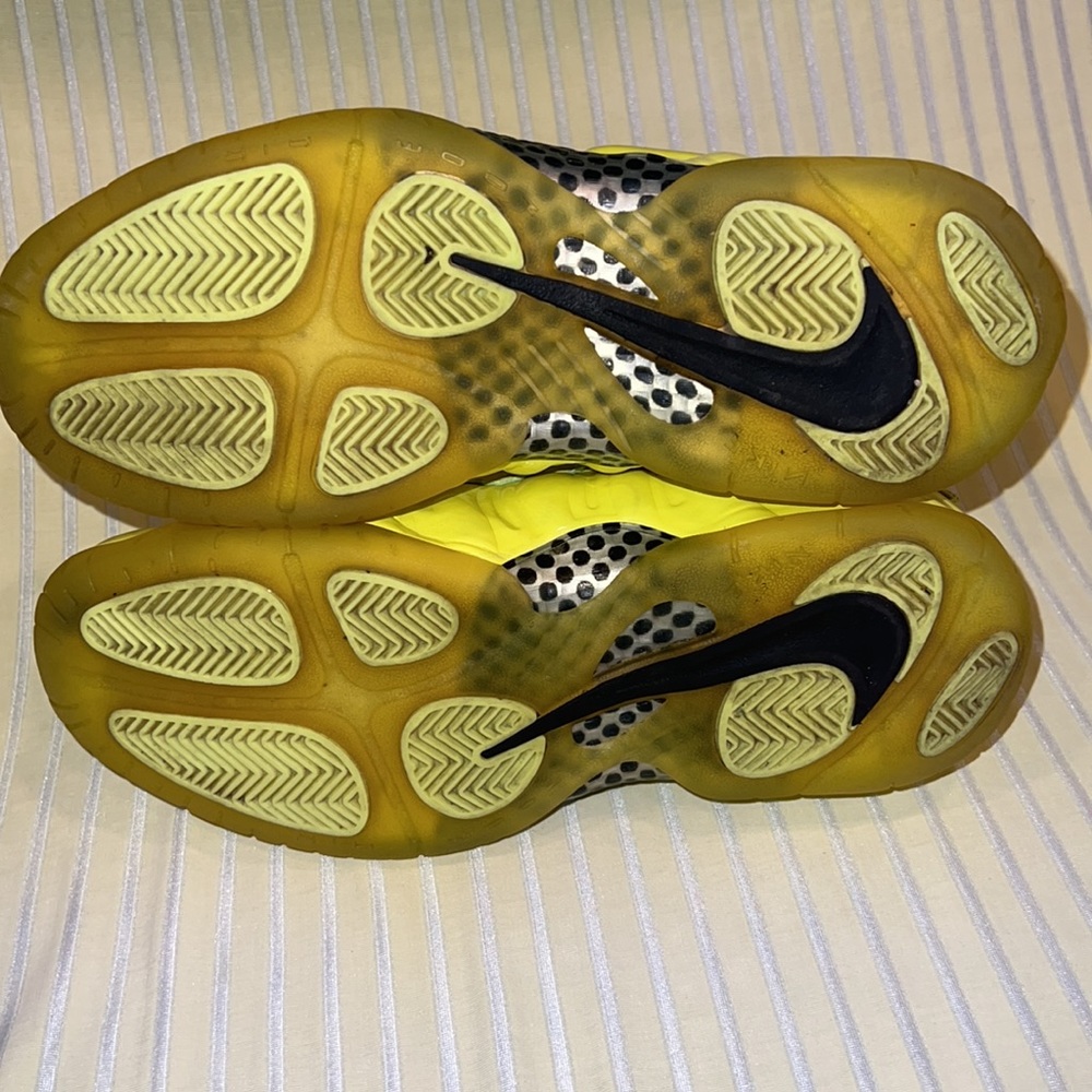 2014 Nike Air Foamposite Pro Volt Size 7 624041-700 - Picture 13 of 13
